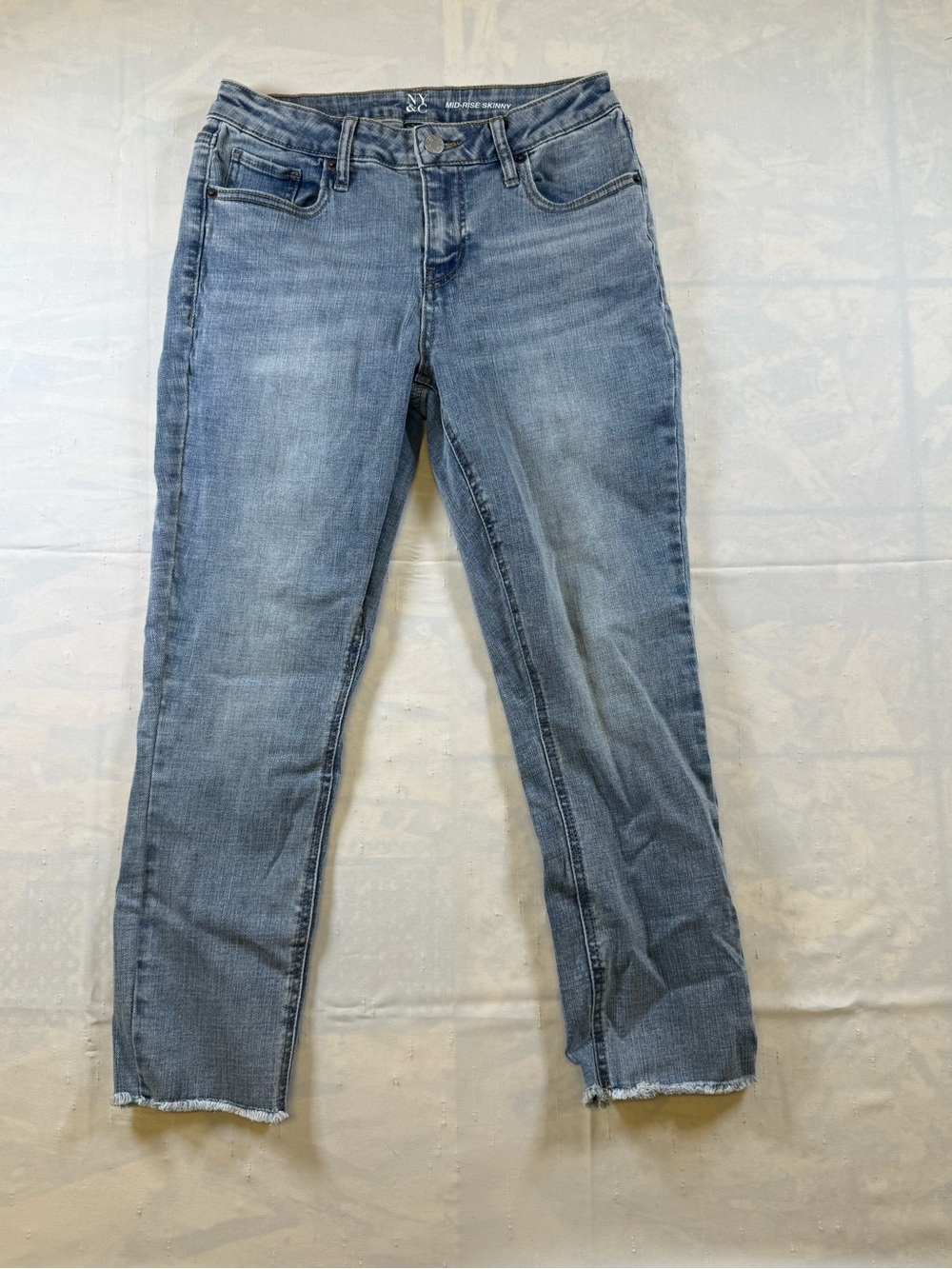 New York & Company Light Wash Mid-Rise Cropped Skinny Jeans